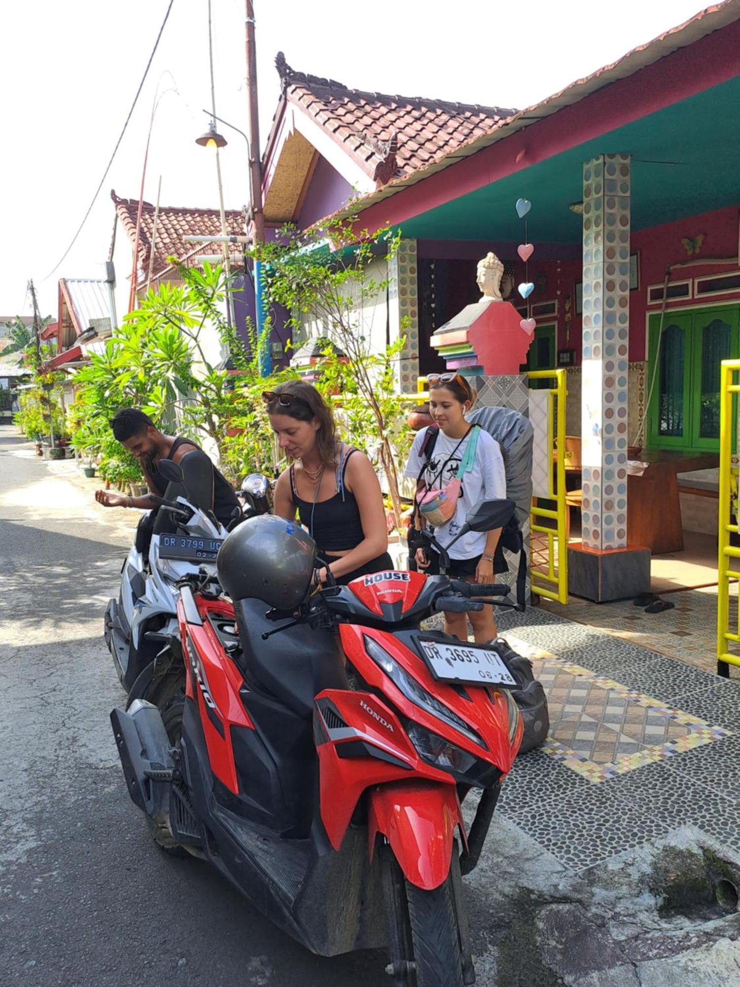 Kubu Pilatus - Family House Lombok Villa Tjakranegara ภายนอก รูปภาพ