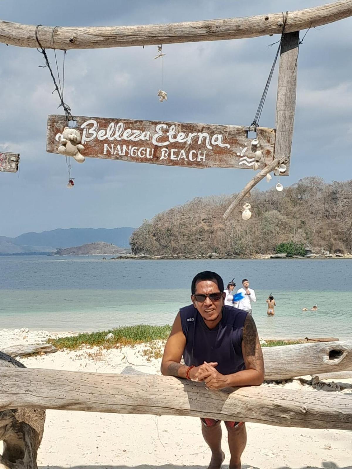 Kubu Pilatus - Family House Lombok Villa Tjakranegara ภายนอก รูปภาพ