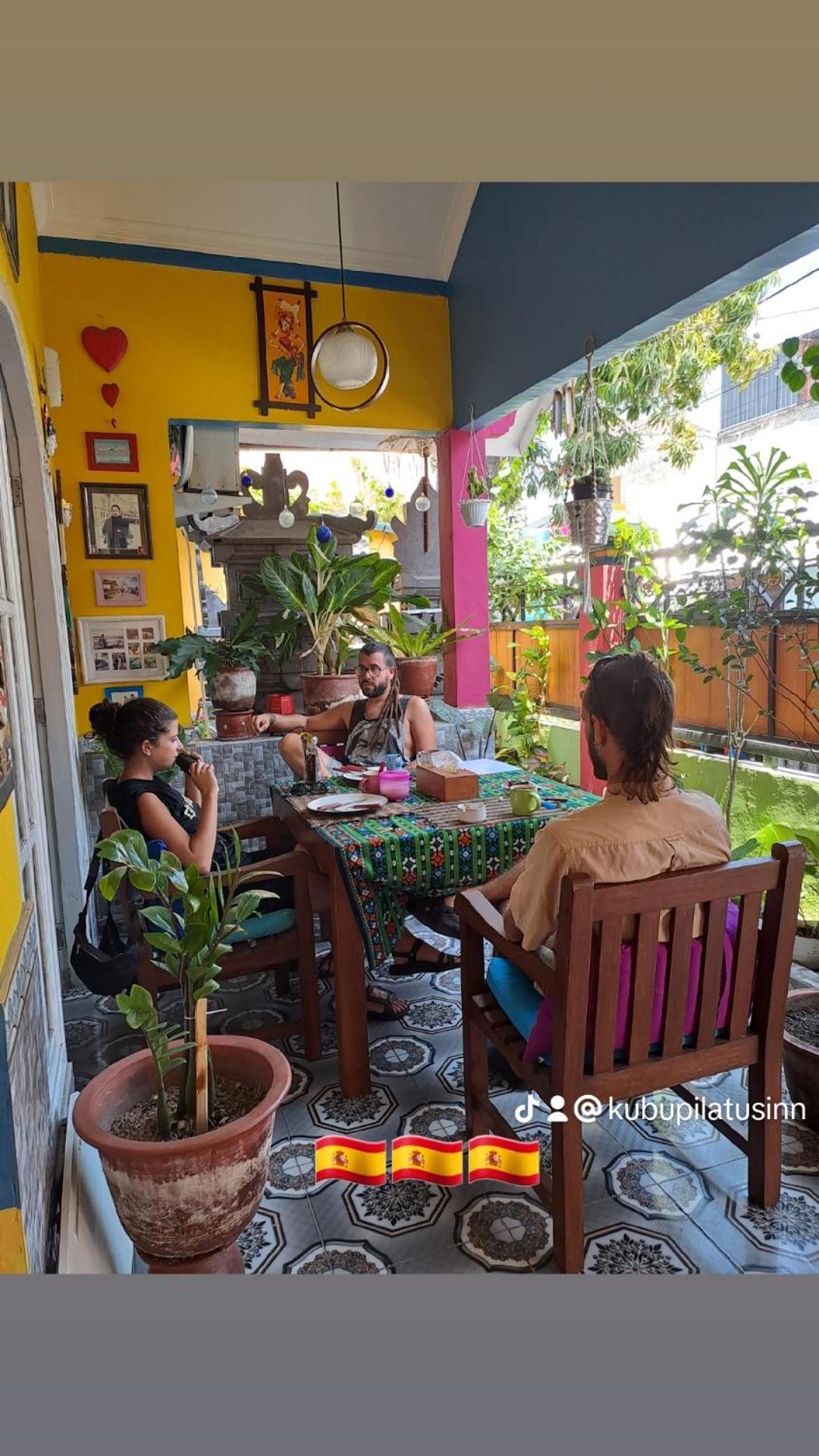 Kubu Pilatus - Family House Lombok Villa Tjakranegara ภายนอก รูปภาพ